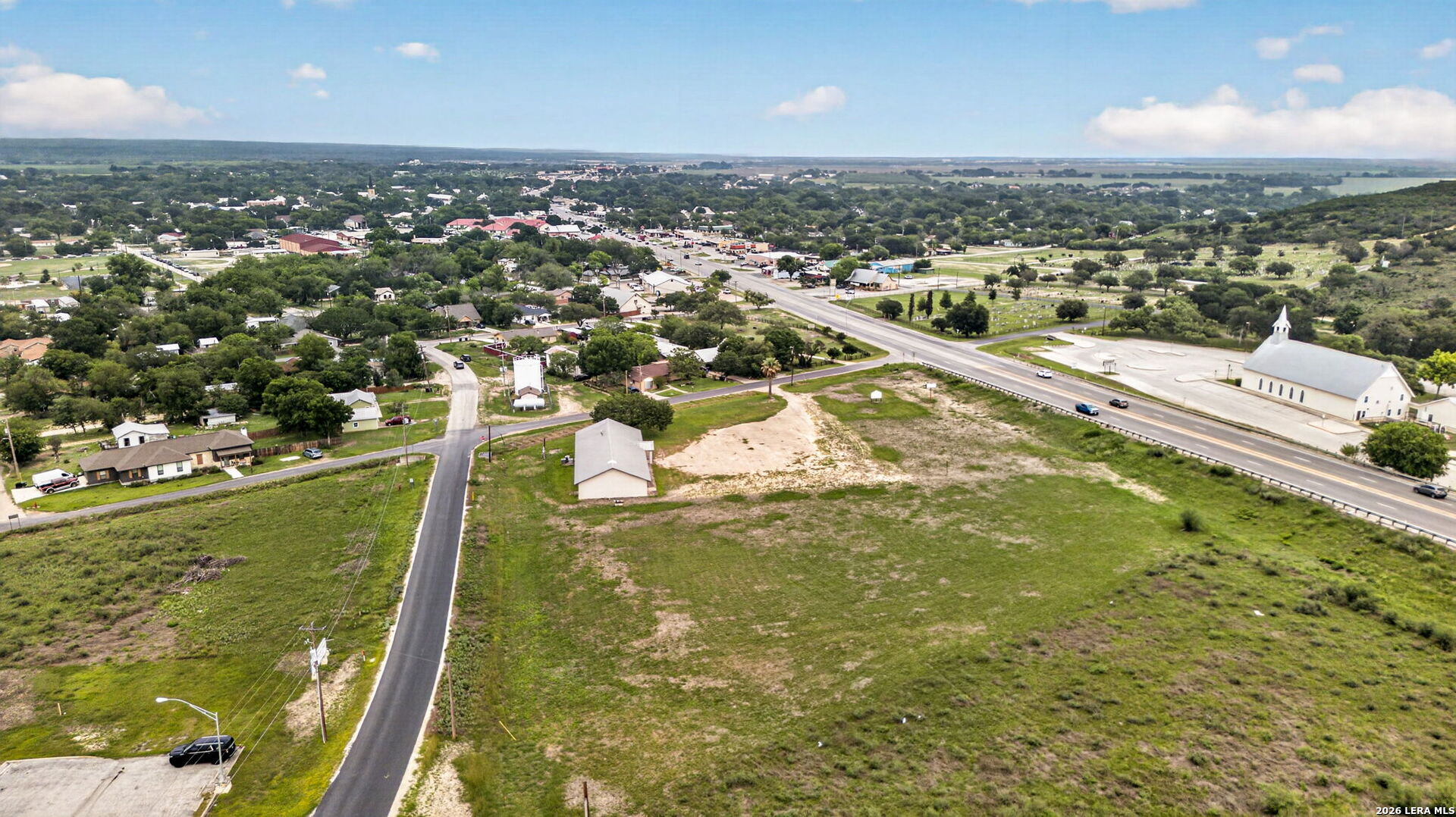 main property photo 32