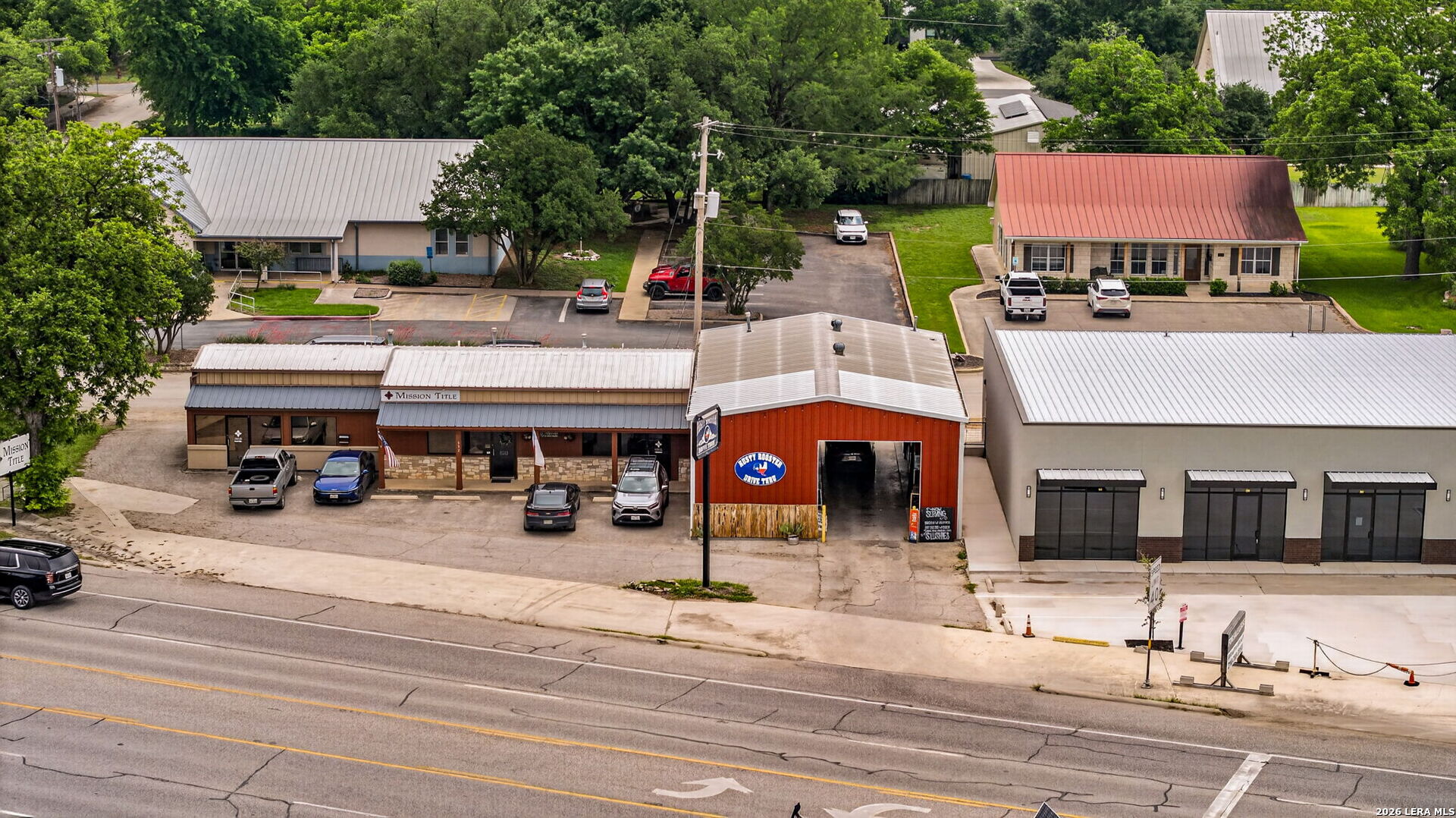 main property photo 13