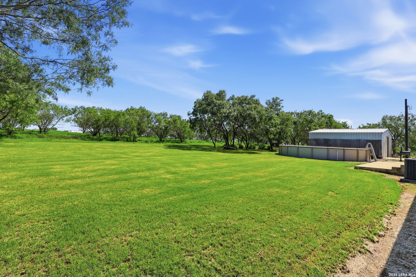 main property photo 38