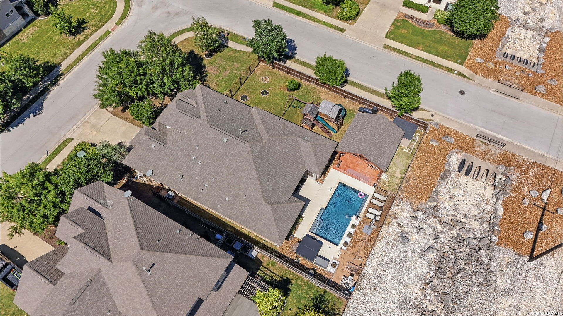 main property photo 53