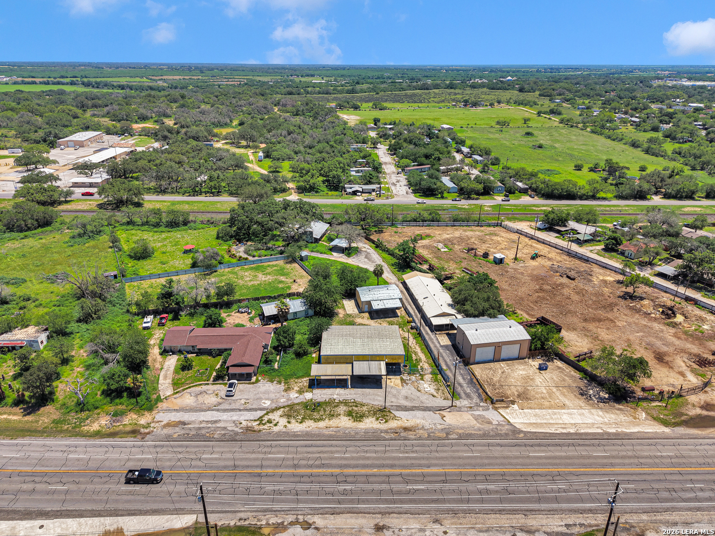 main property photo 10