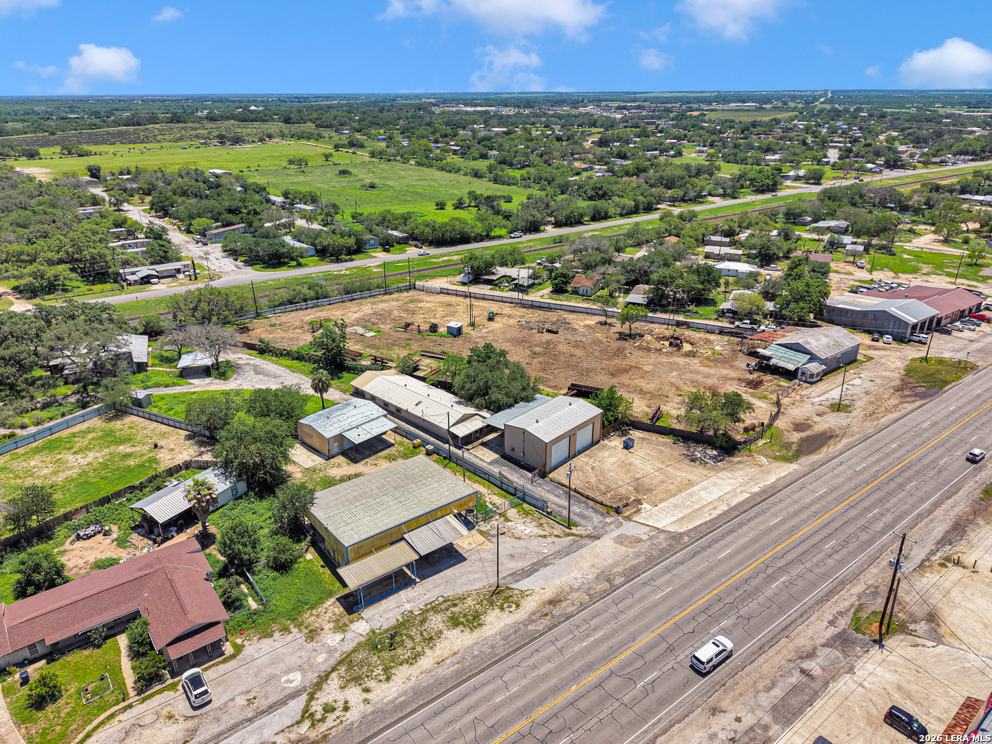 main property photo 11