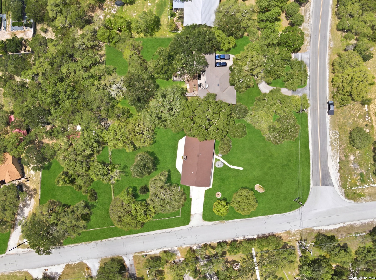 main property photo 39