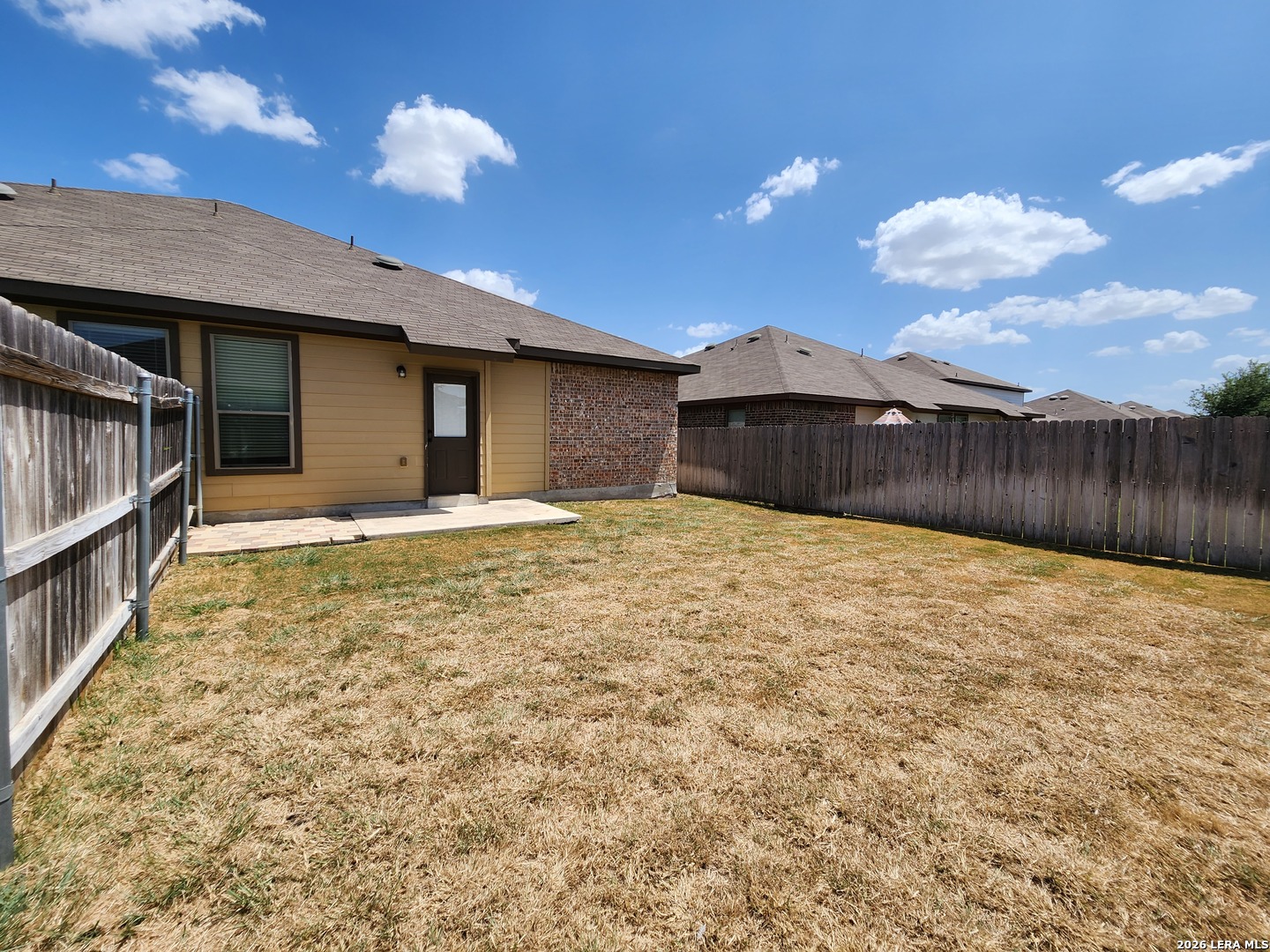 main property photo 45