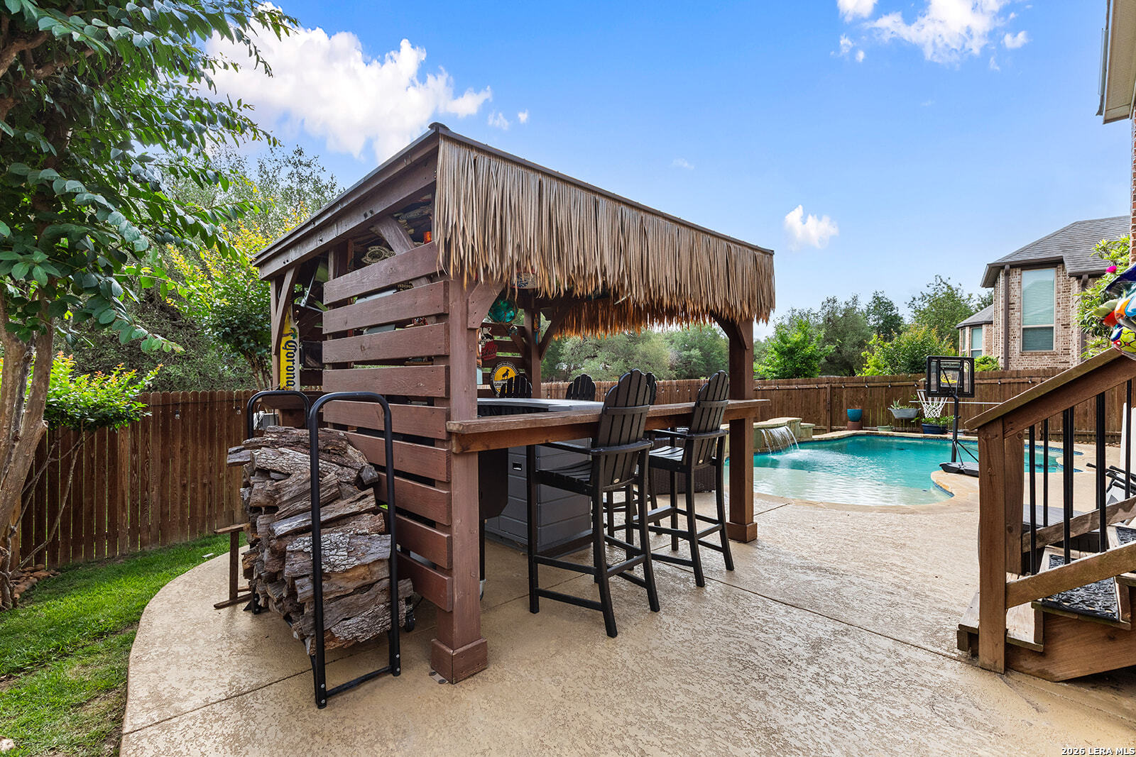 main property photo 42