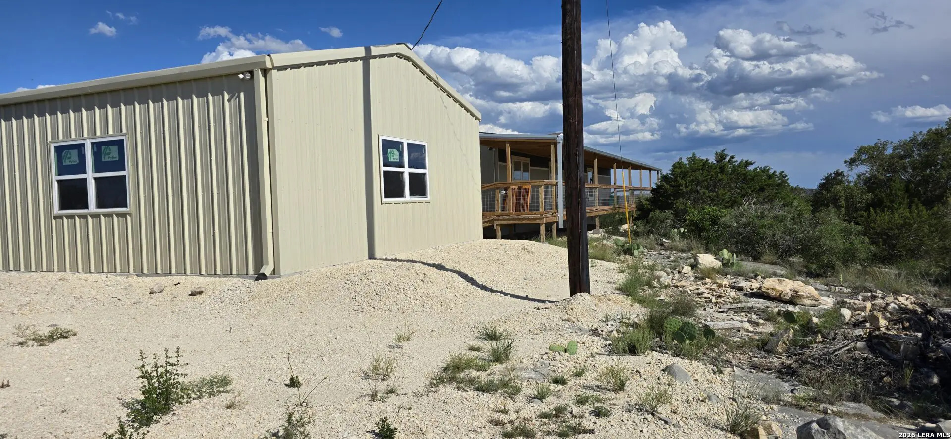 main property photo 29