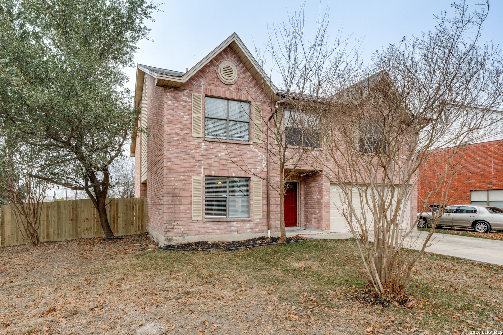 main property photo 27