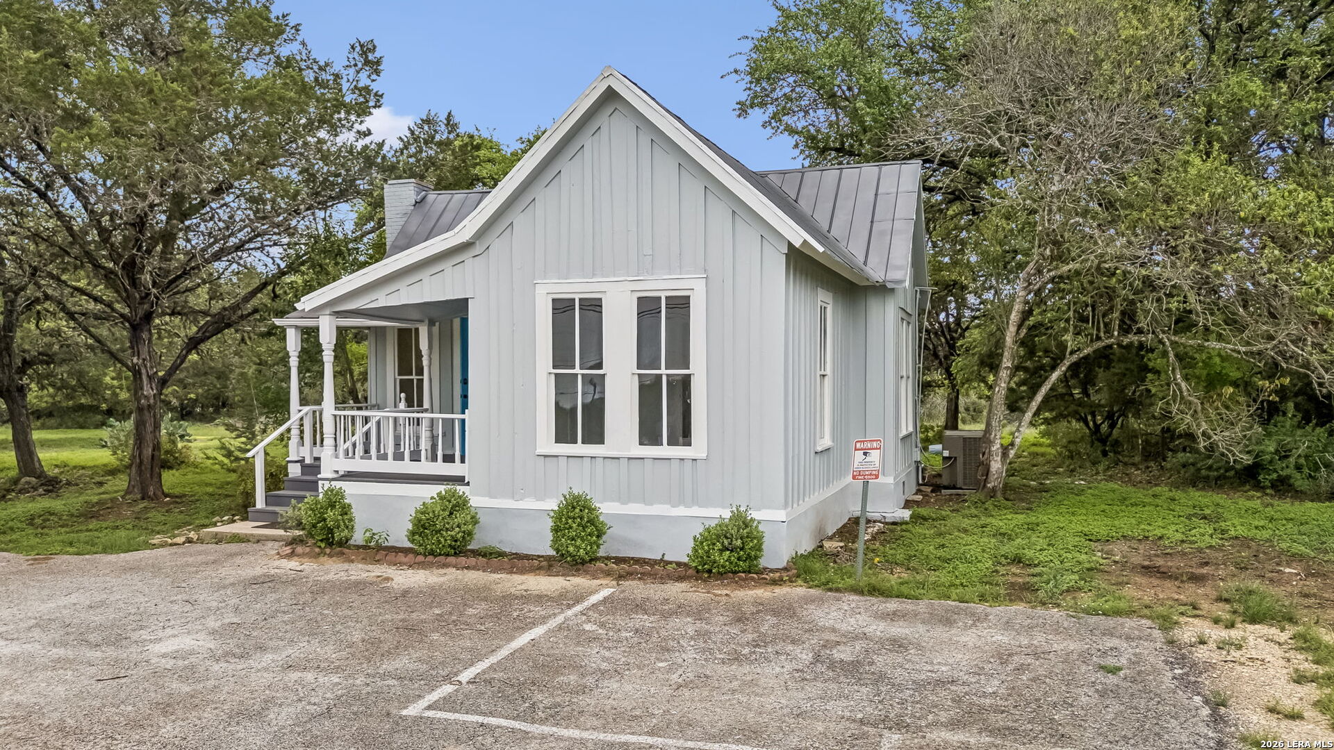 main property photo 4