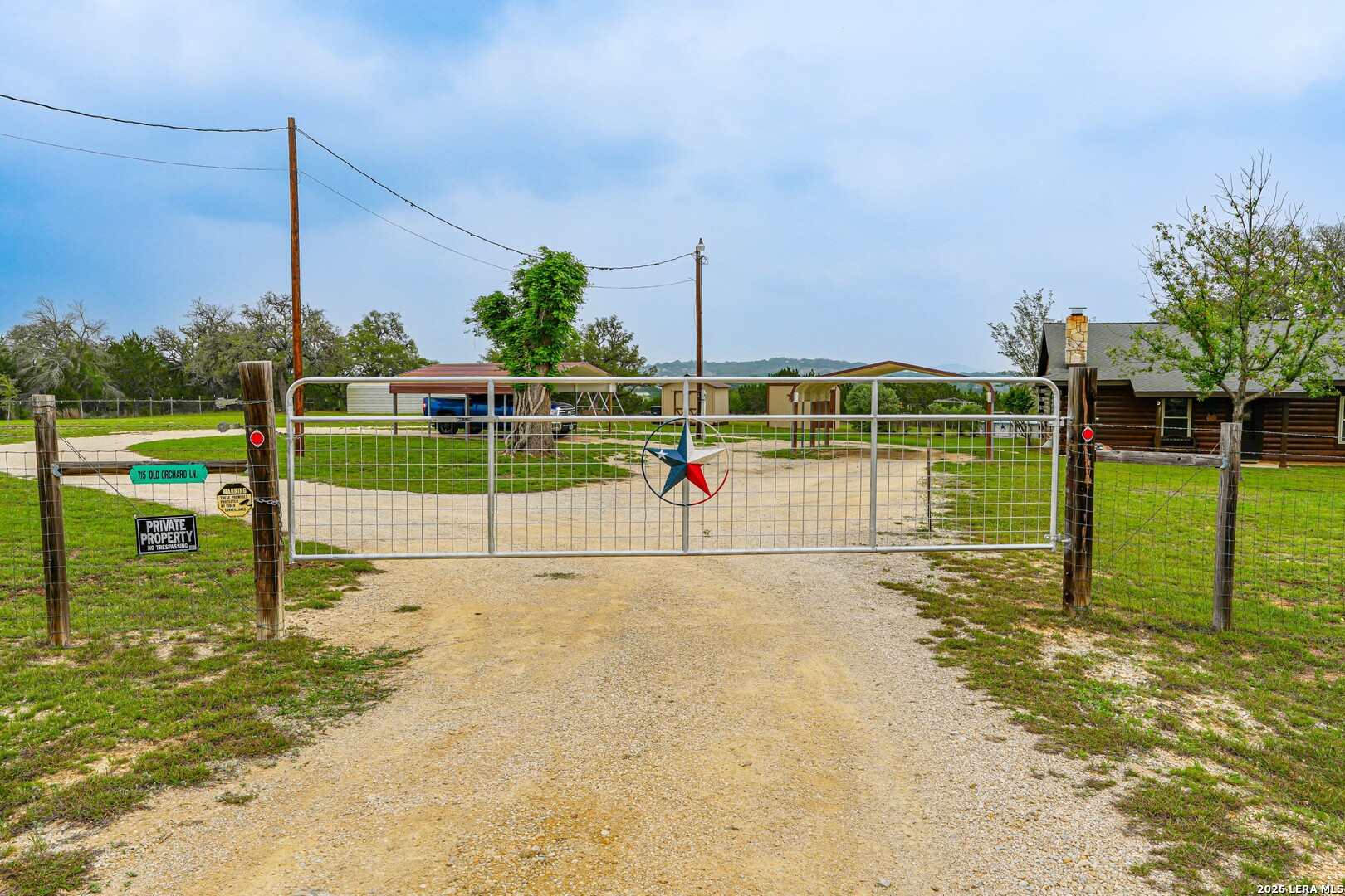 main property photo 39