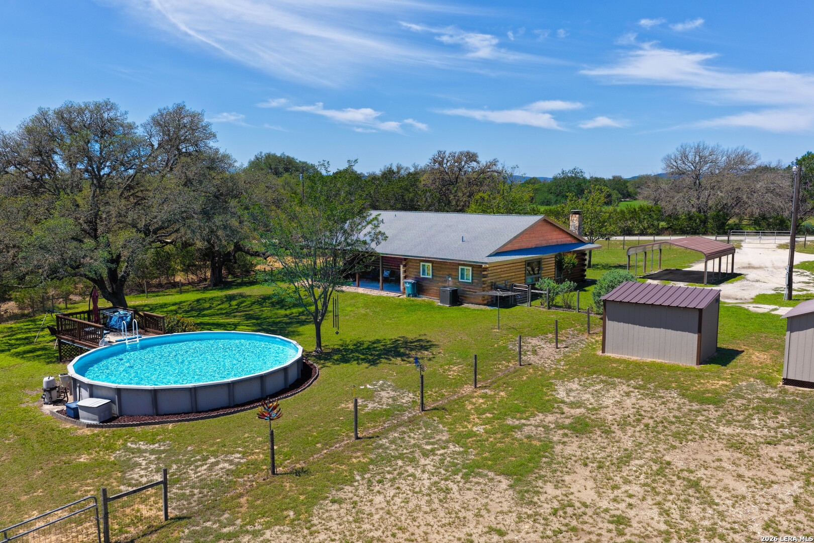 main property photo 6