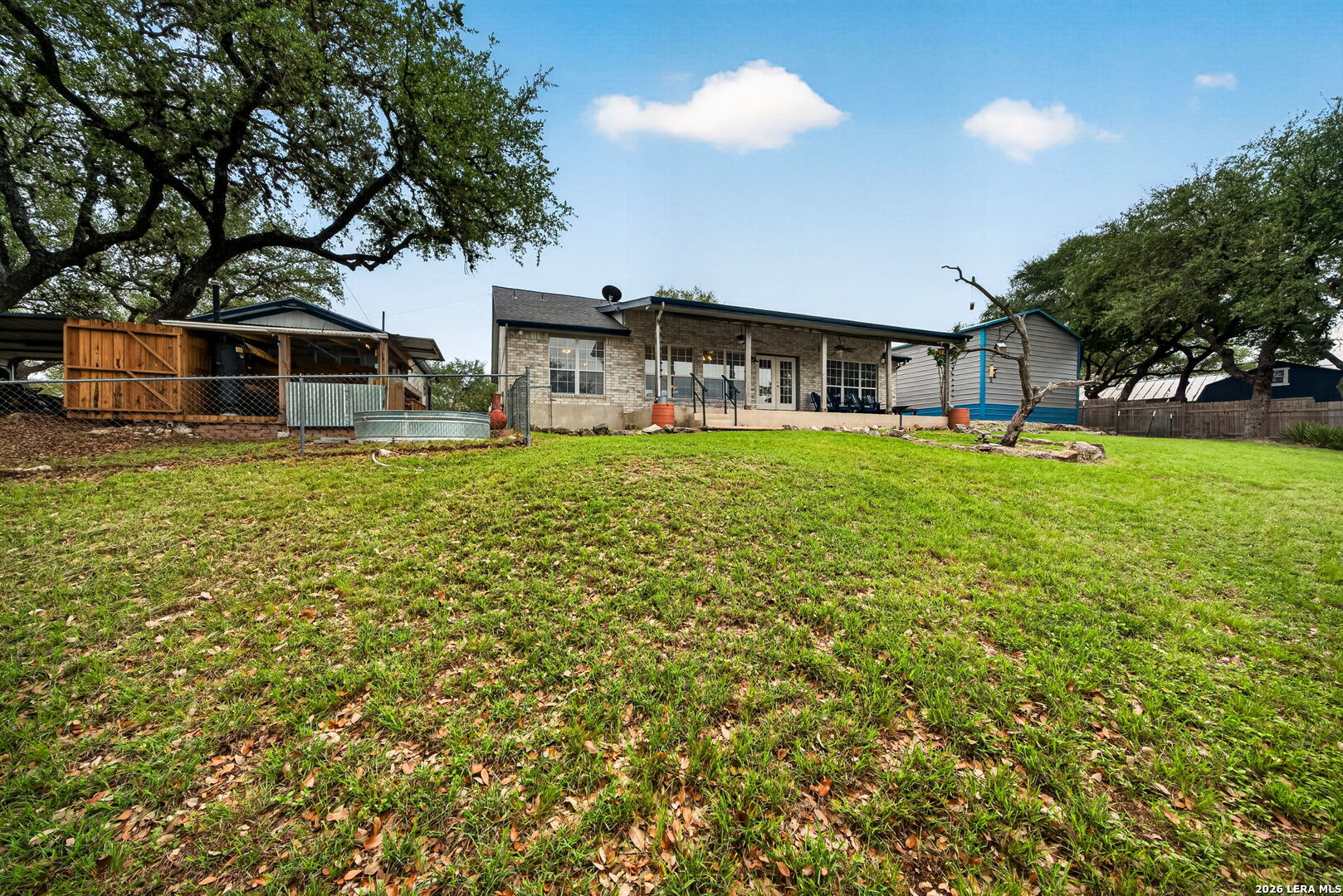 main property photo 27