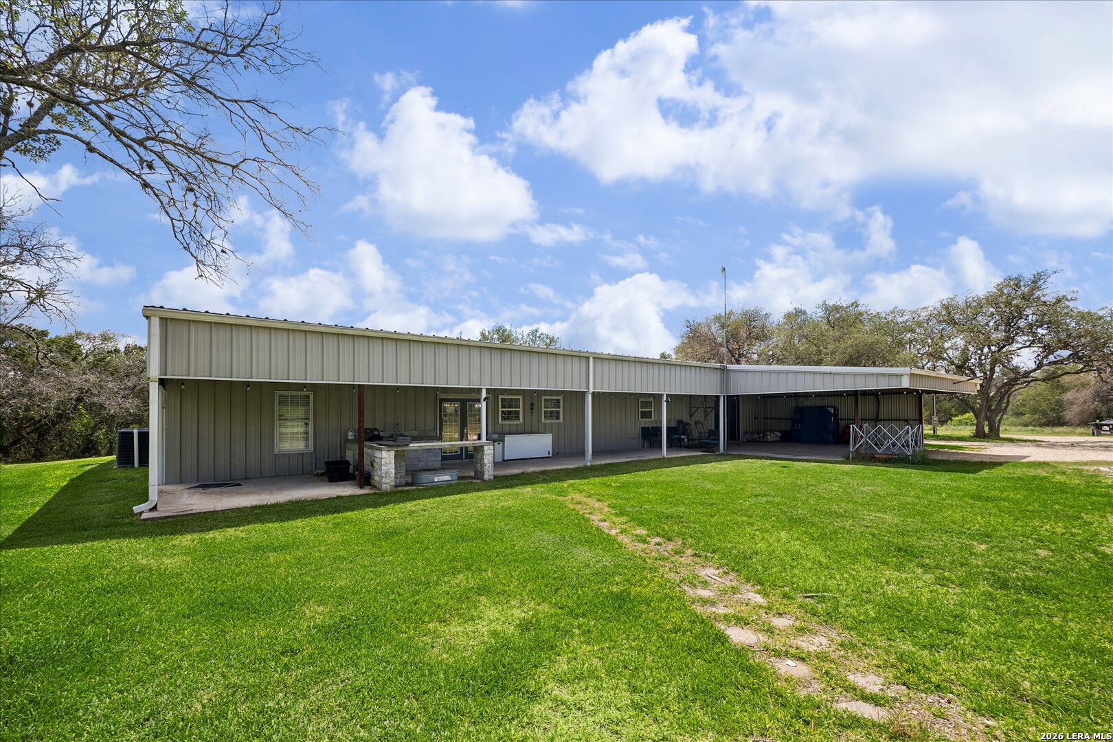 main property photo 22