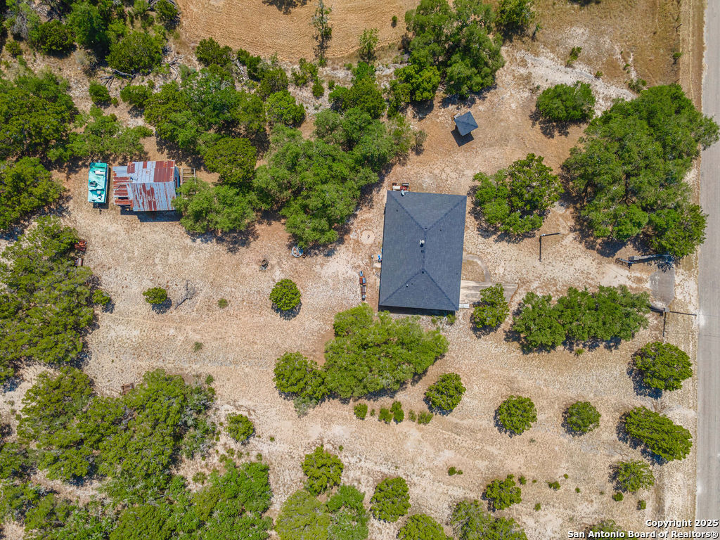 main property photo 41