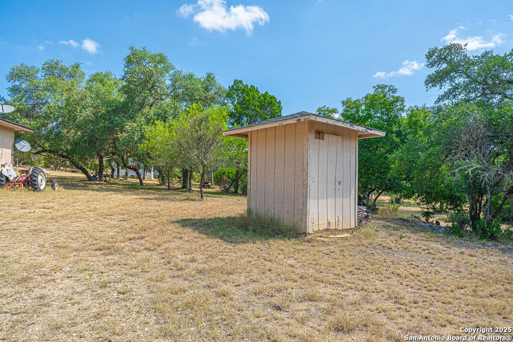 main property photo 30