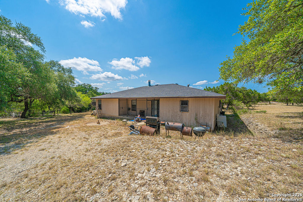 main property photo 33