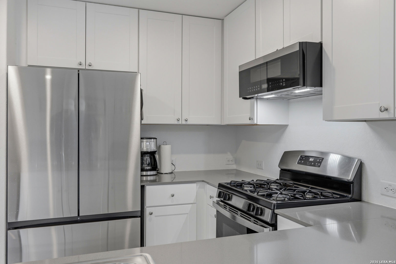 property viewer photo 10