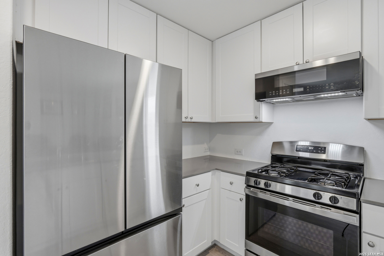property viewer photo 11