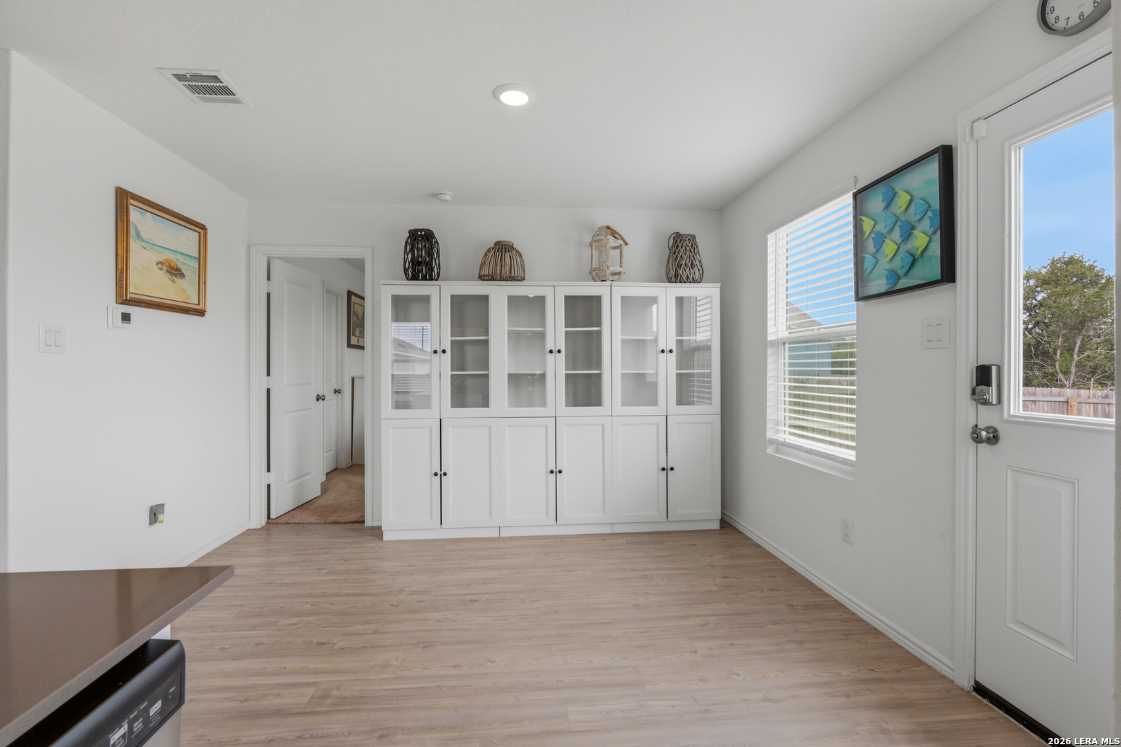 property viewer photo 15
