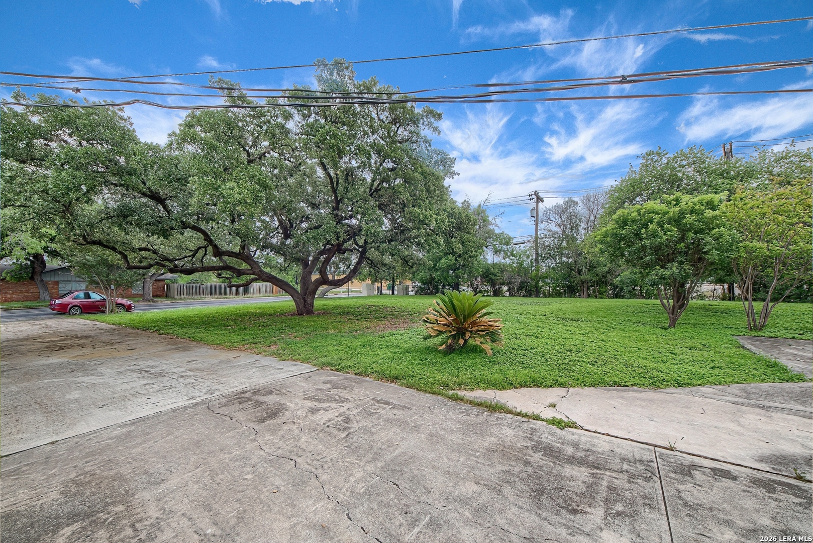 main property photo 37
