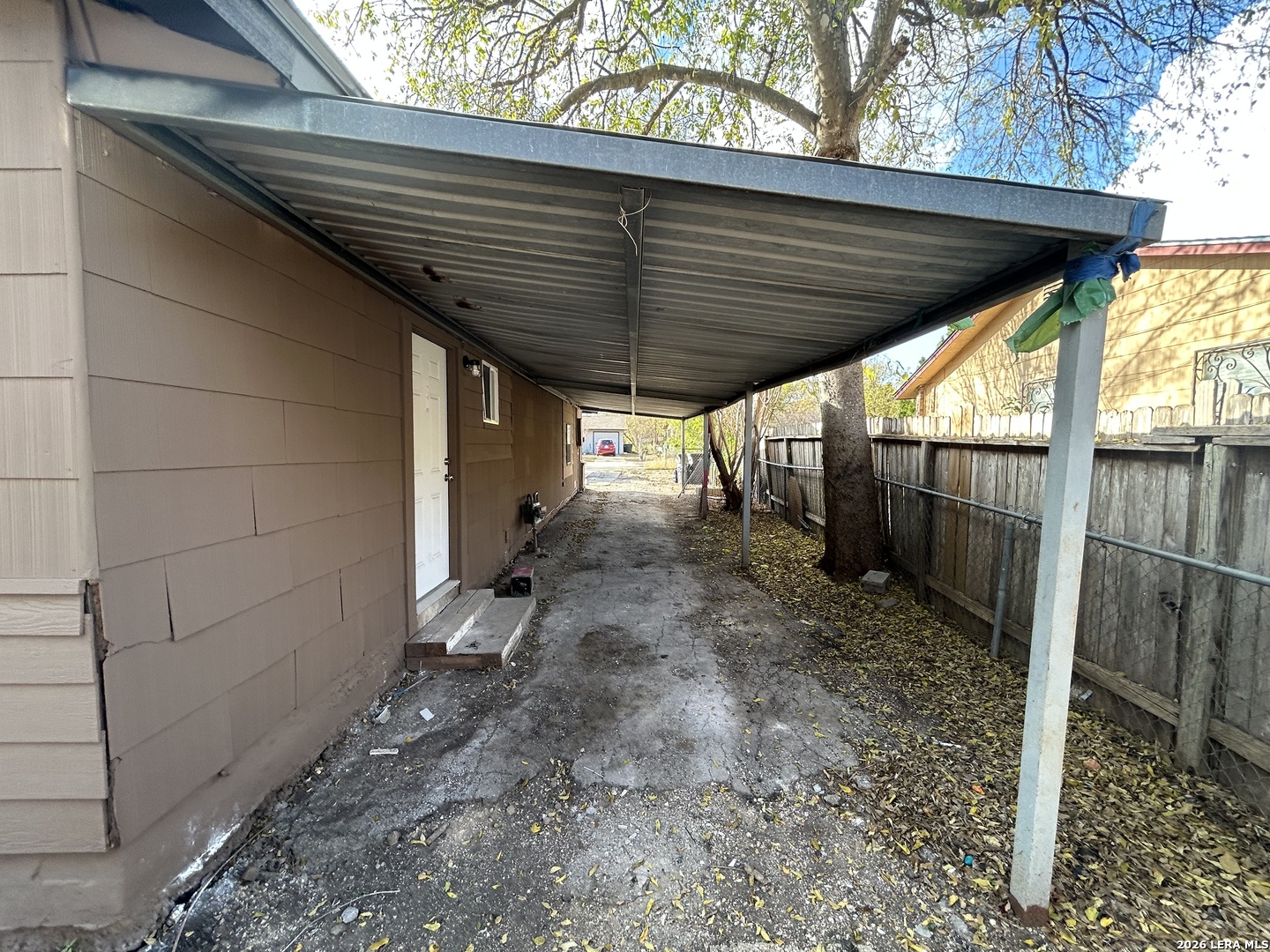 main property photo 24