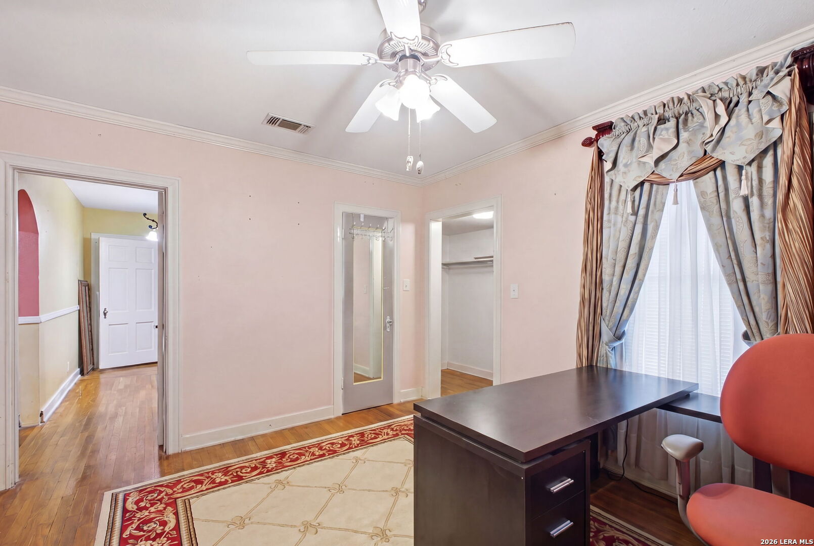 main property photo 13