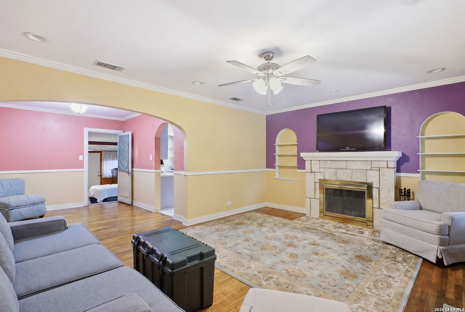 main property photo 8