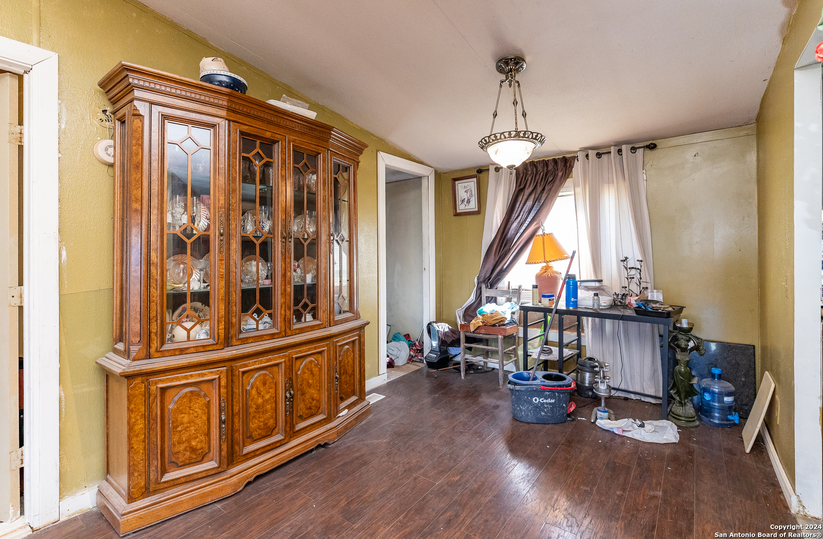 main property photo 14