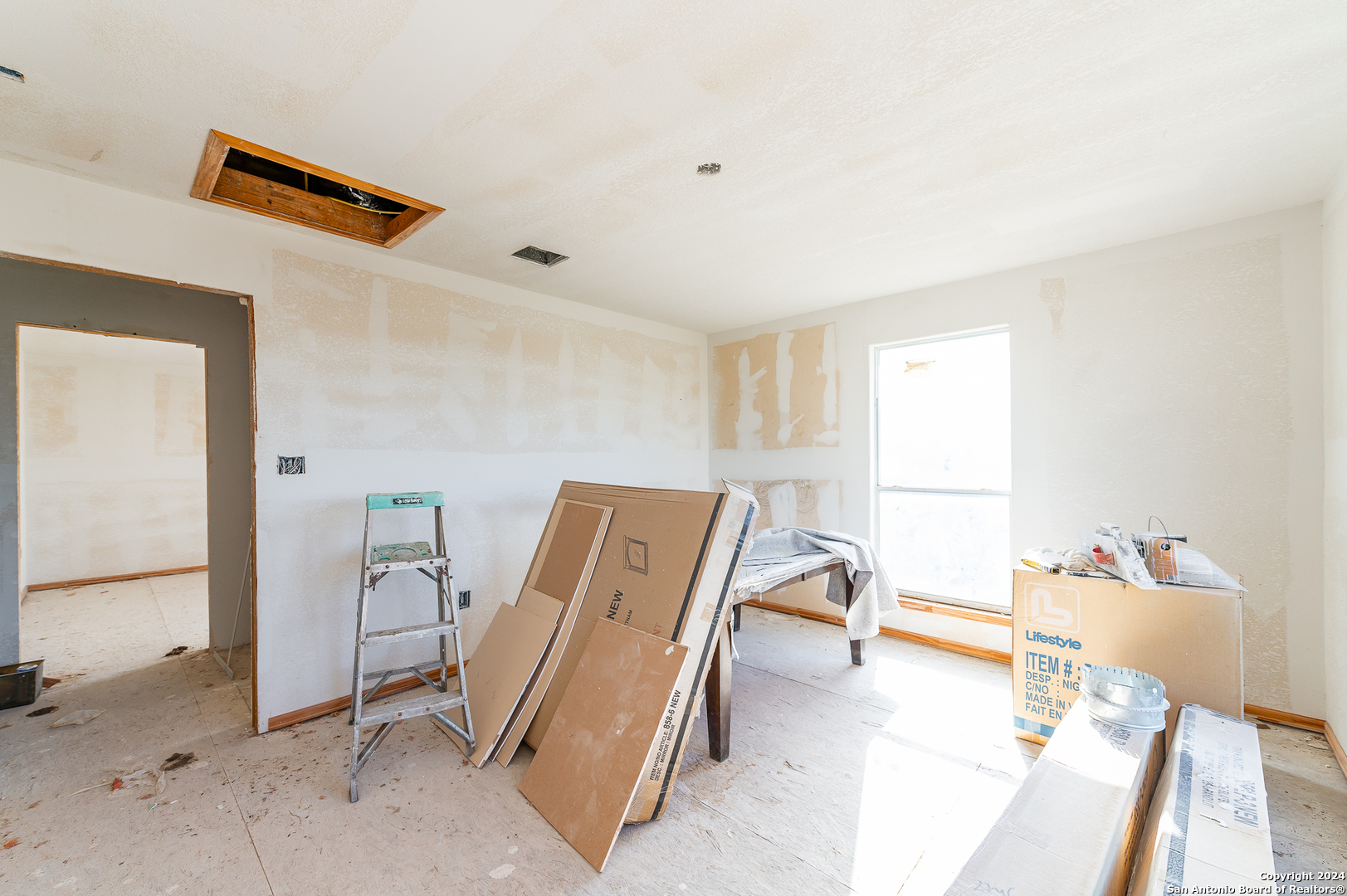main property photo 57
