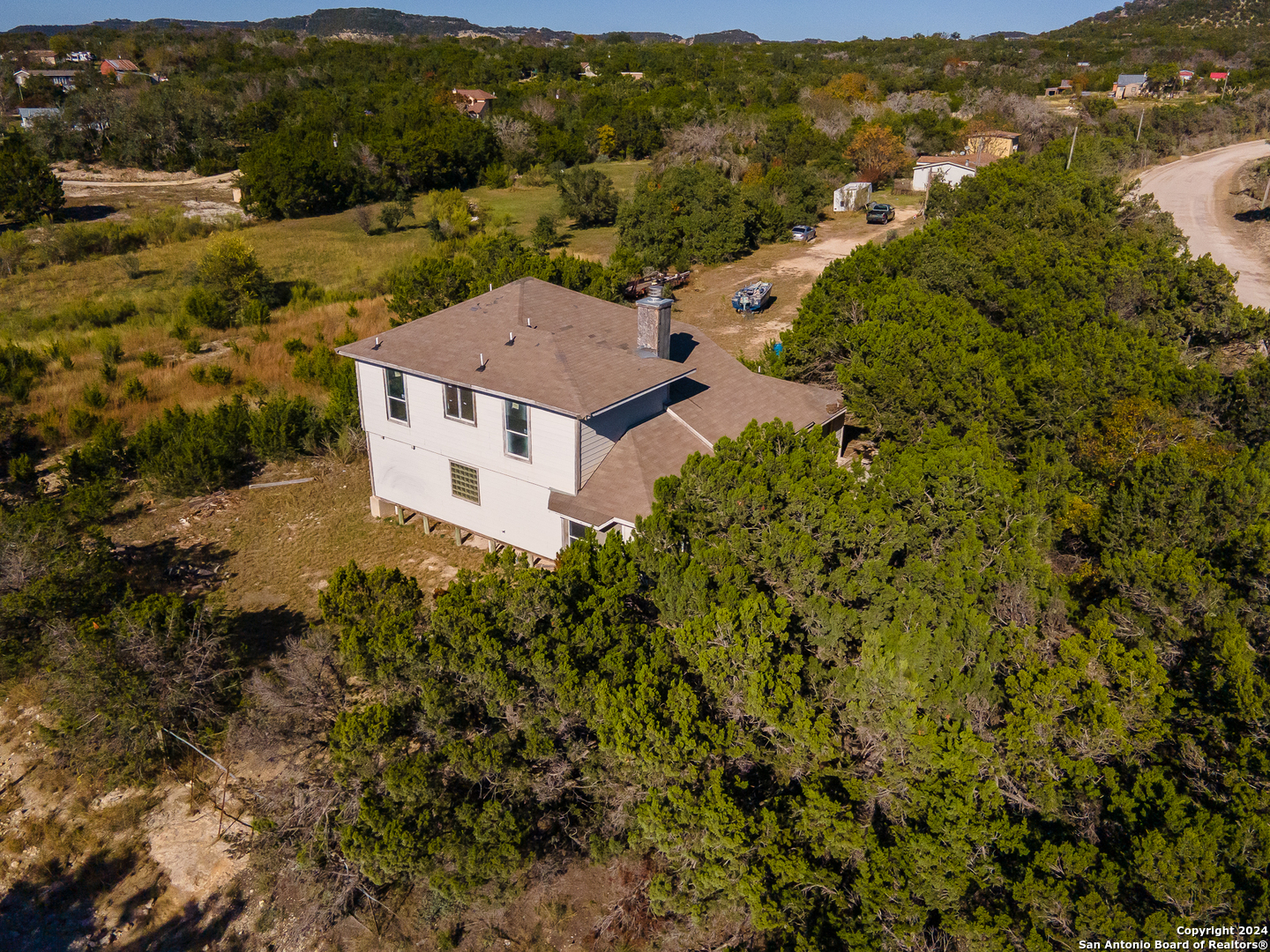 main property photo 74
