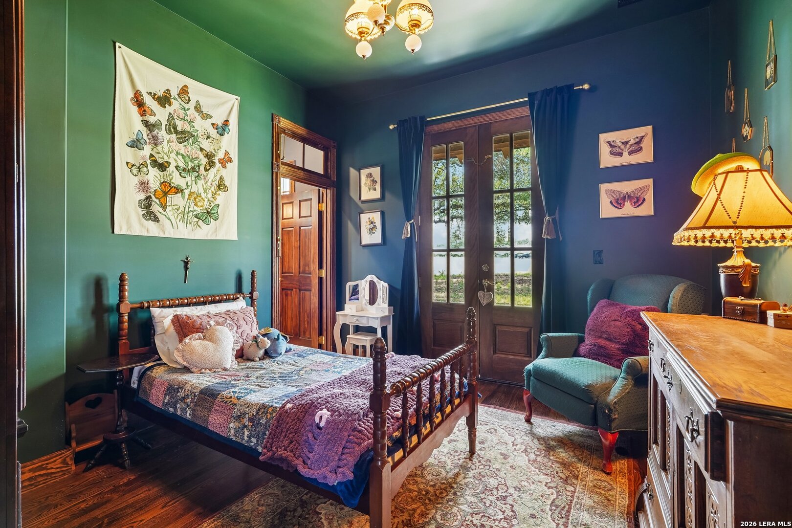 main property photo 29