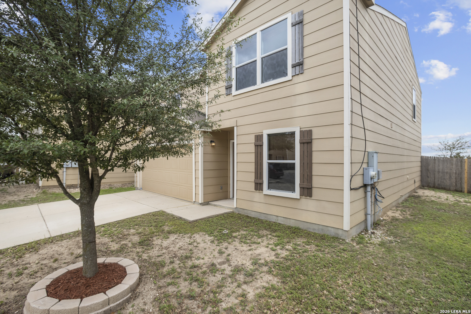 main property photo 38