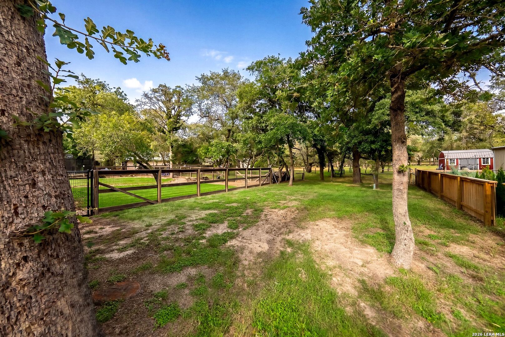 main property photo 39