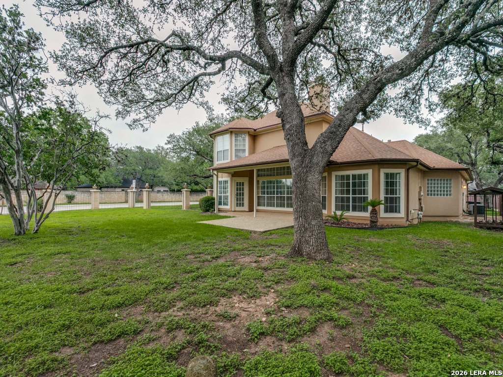 main property photo 27