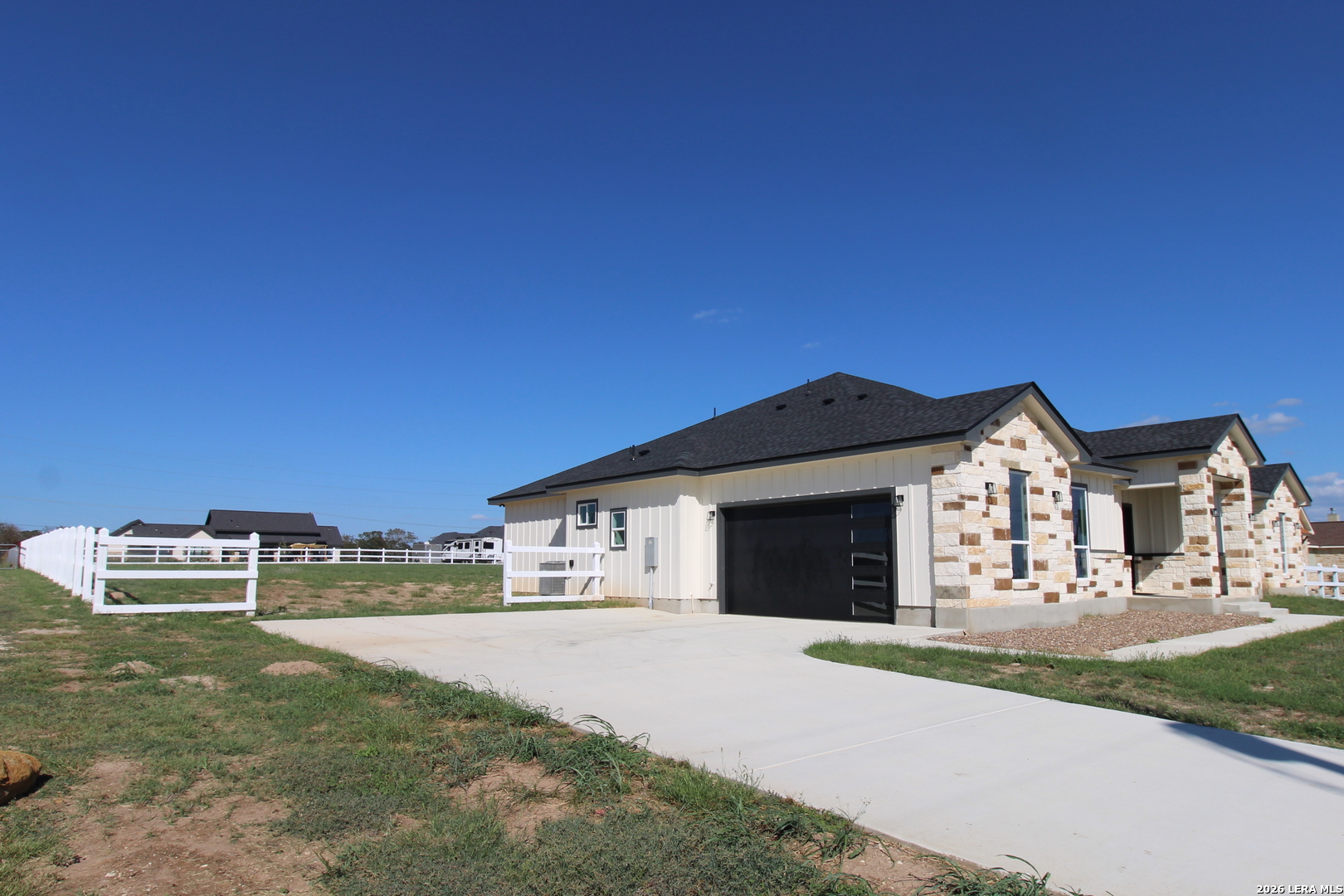 main property photo 66