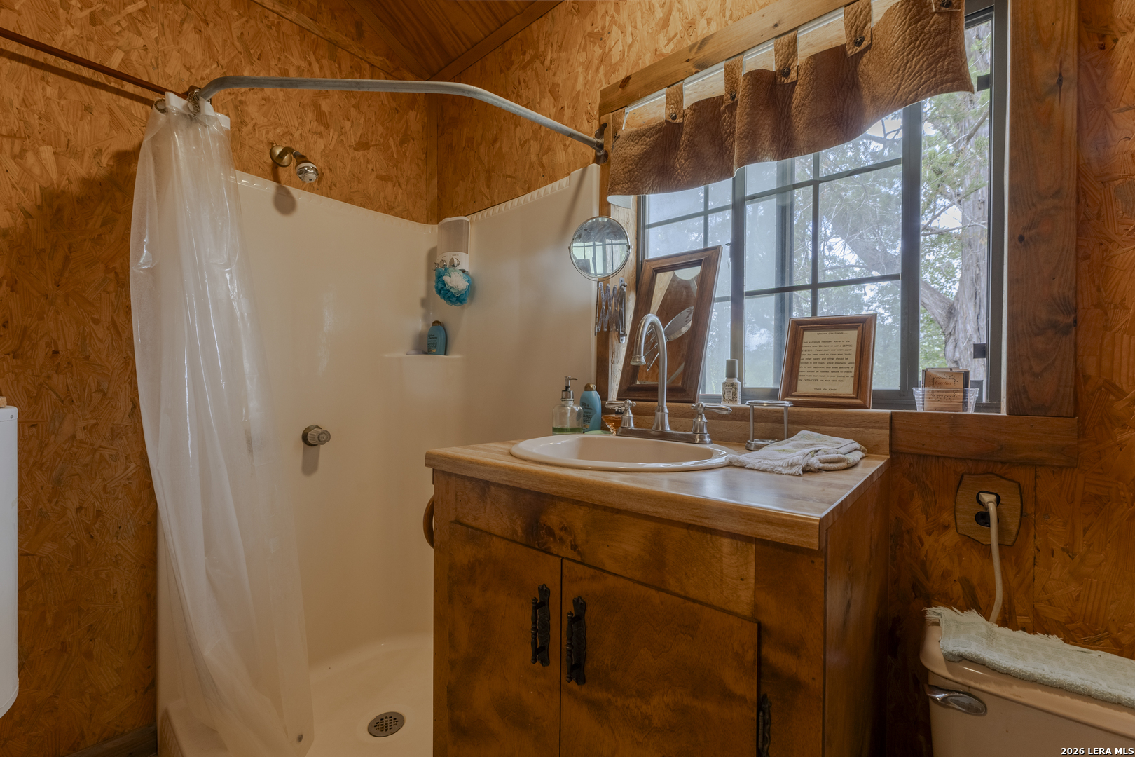 main property photo 84