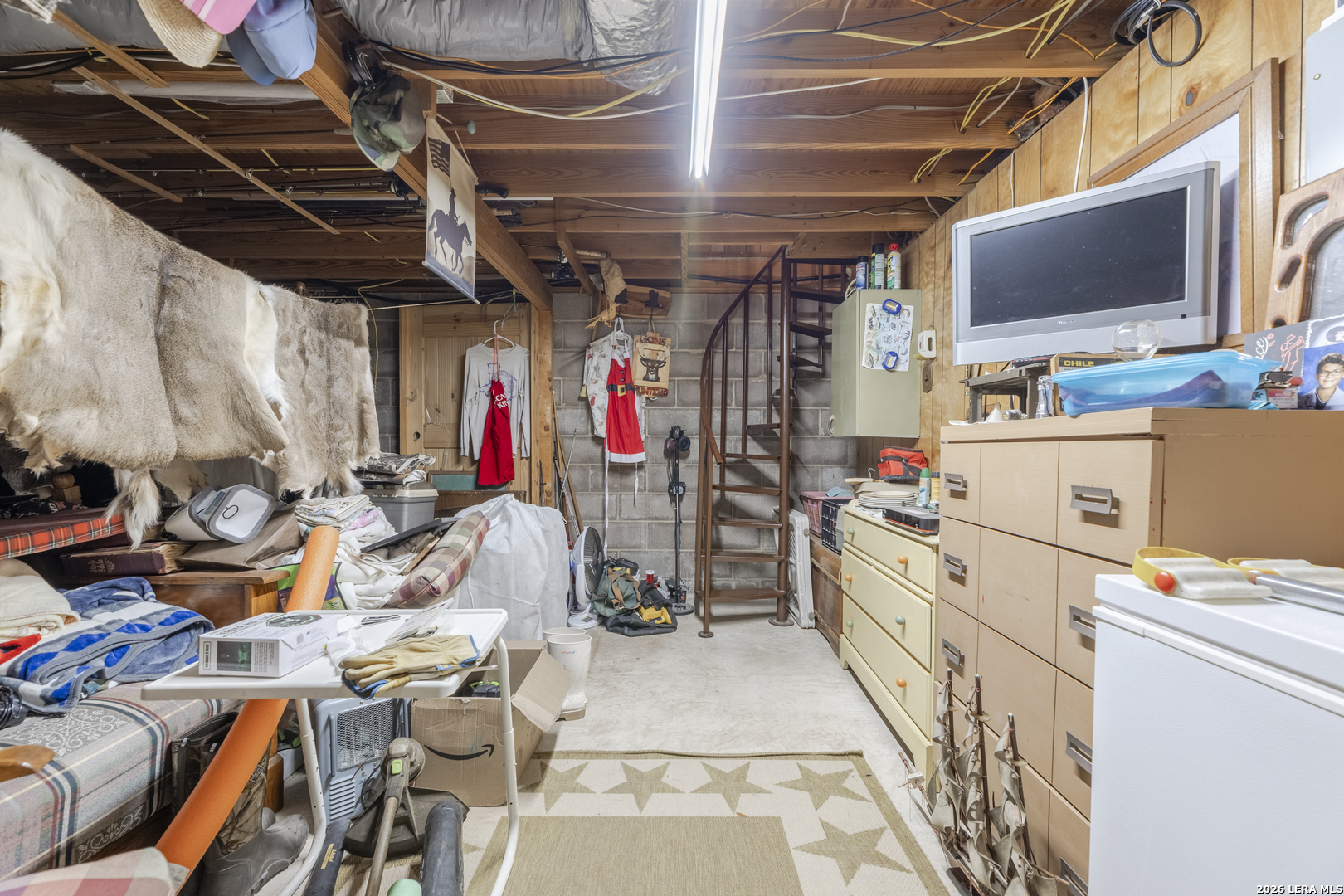 main property photo 86