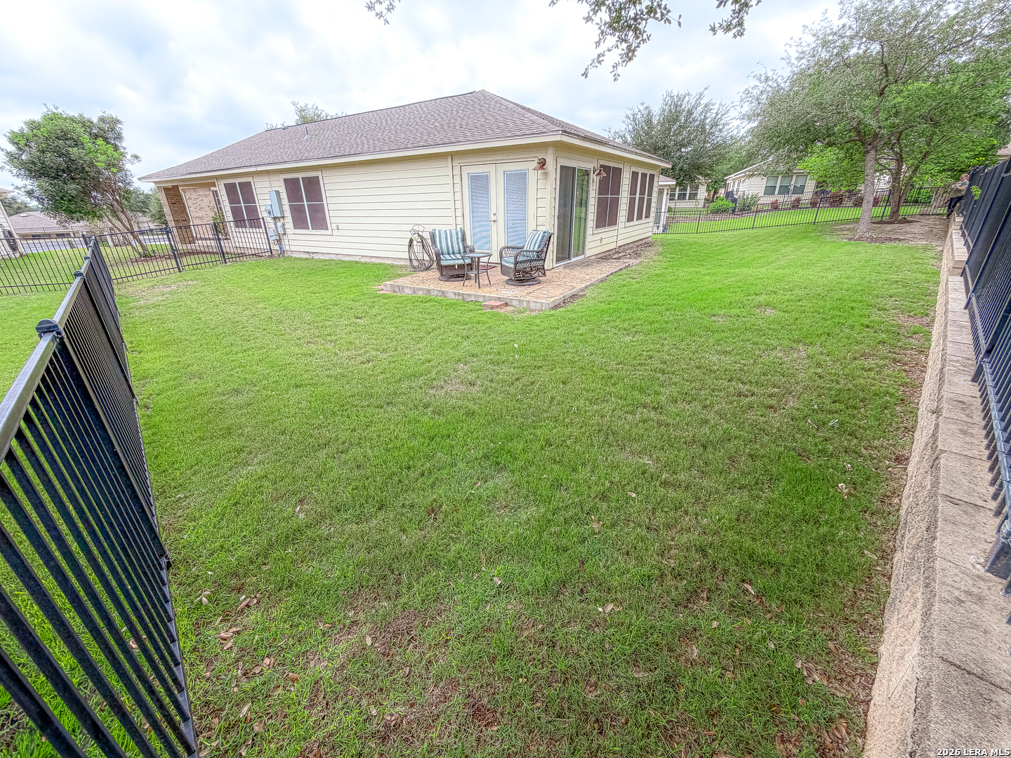 main property photo 24