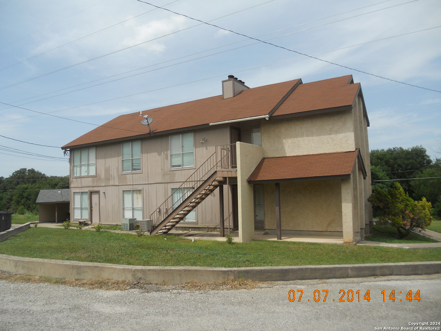 main property photo 14