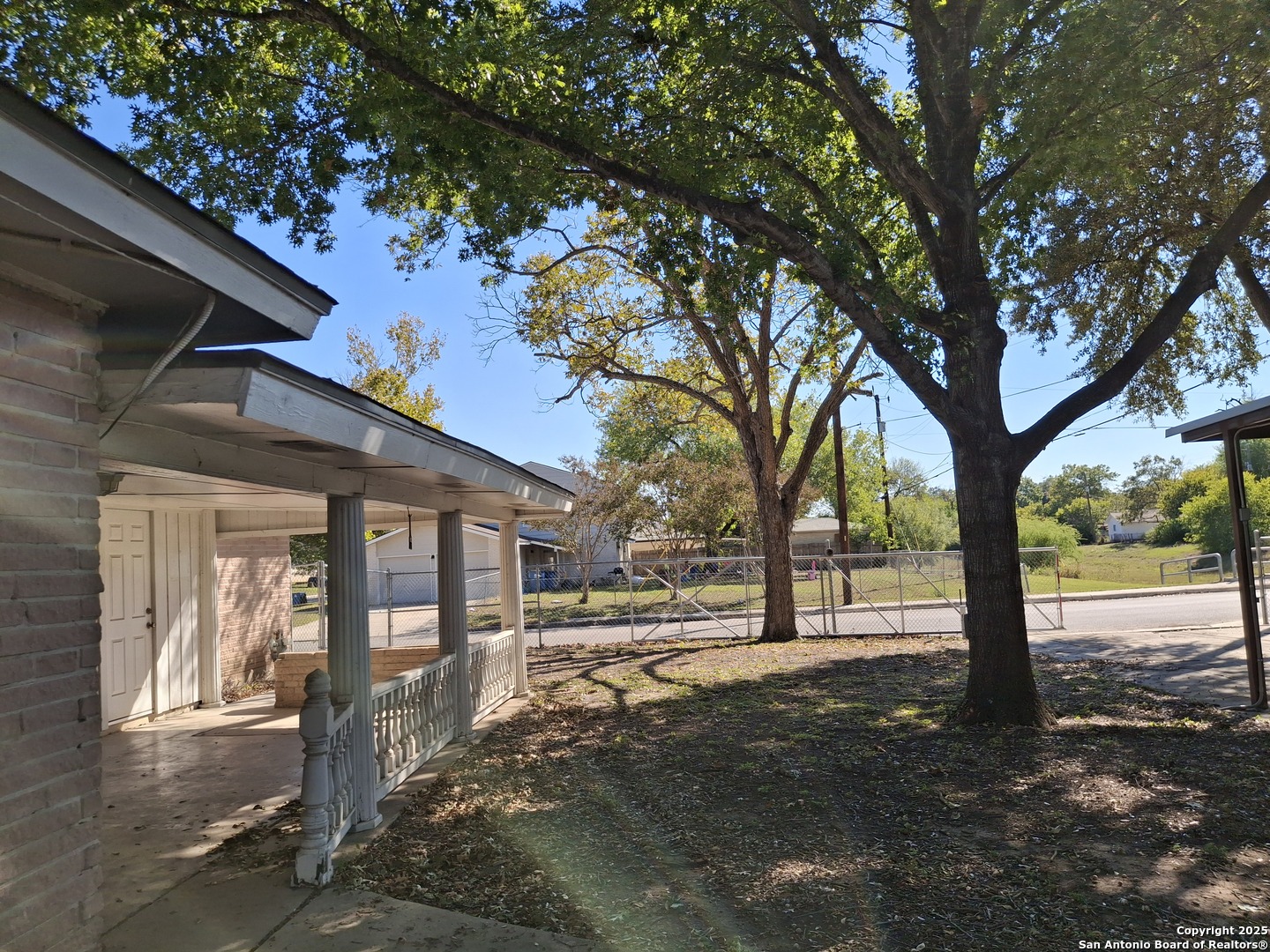 main property photo 26