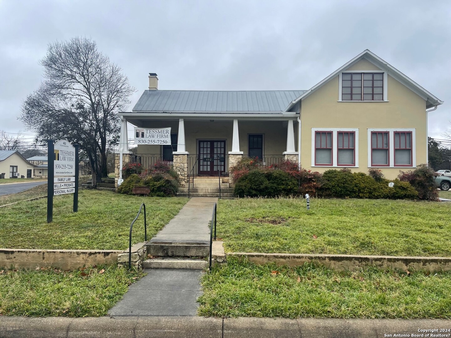 main property photo 2
