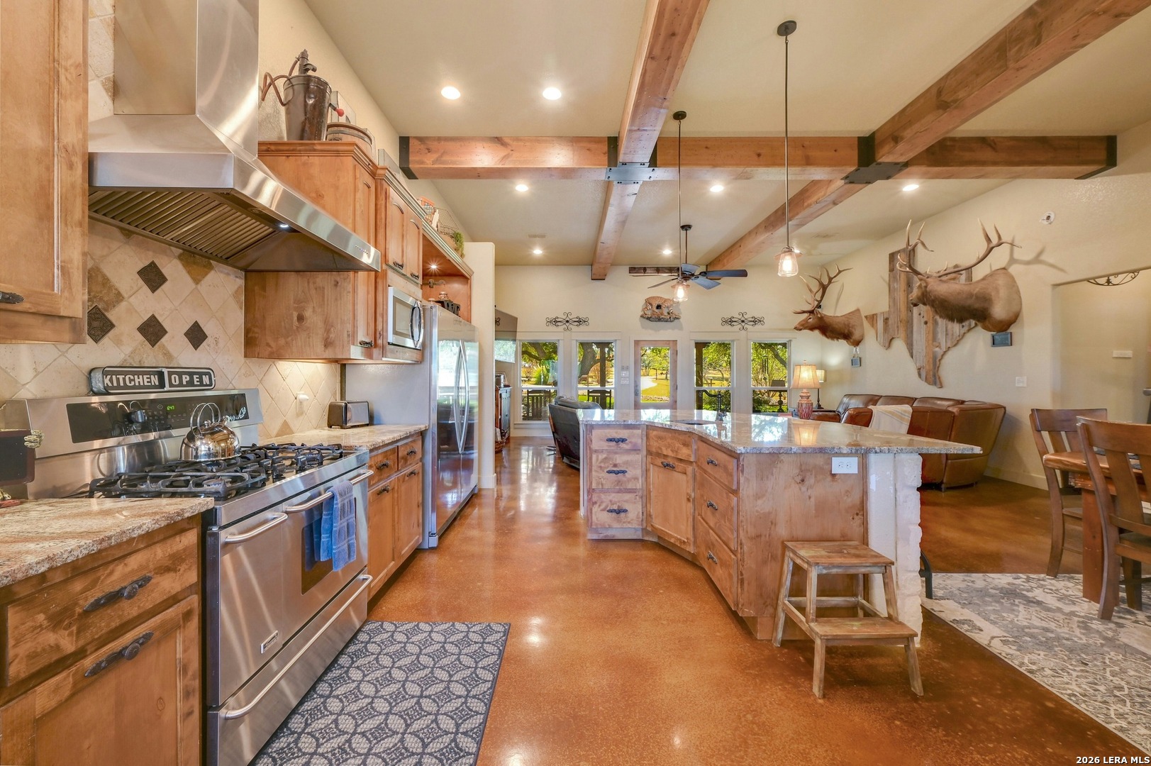 main property photo 15