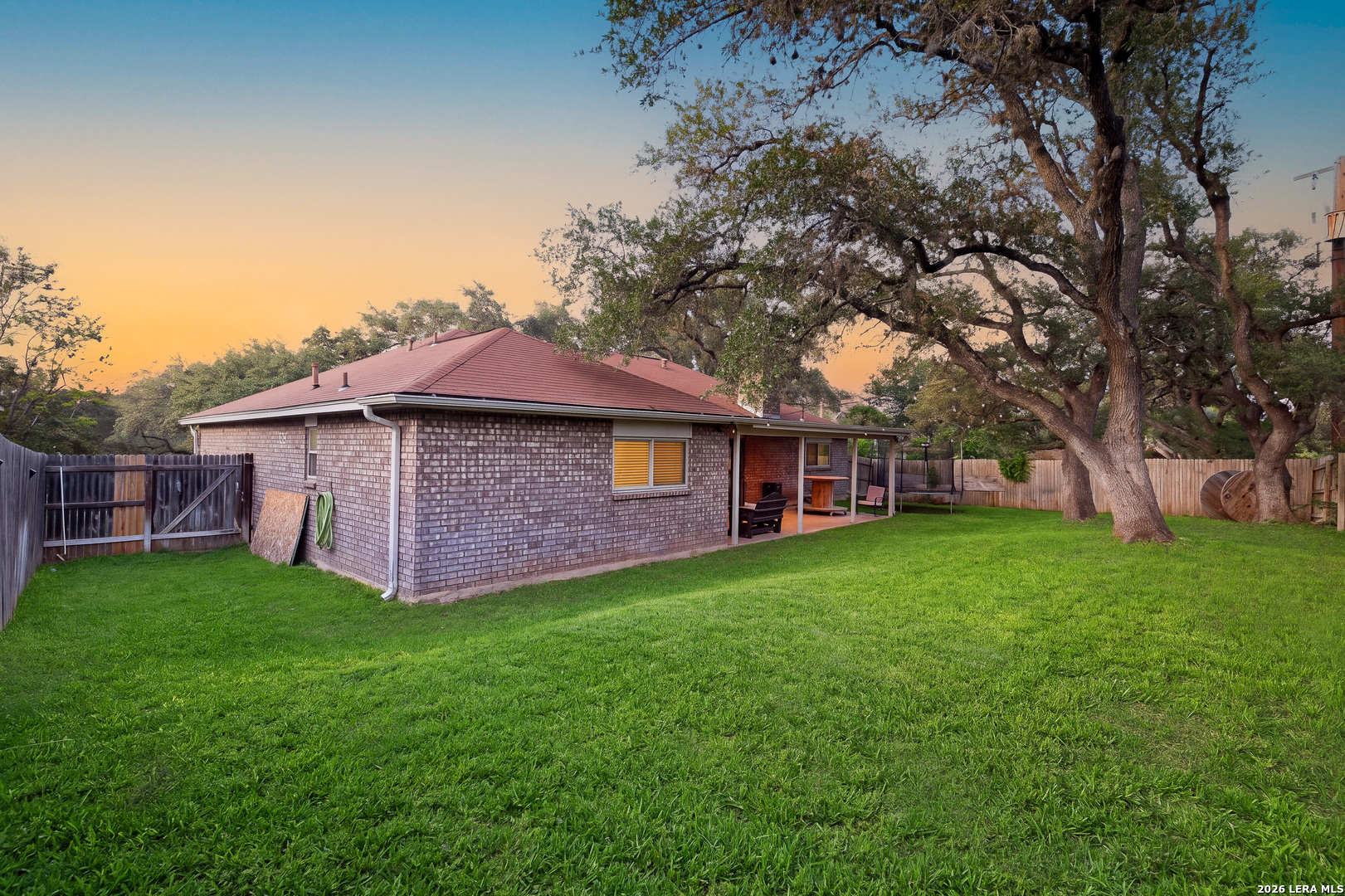 main property photo 26