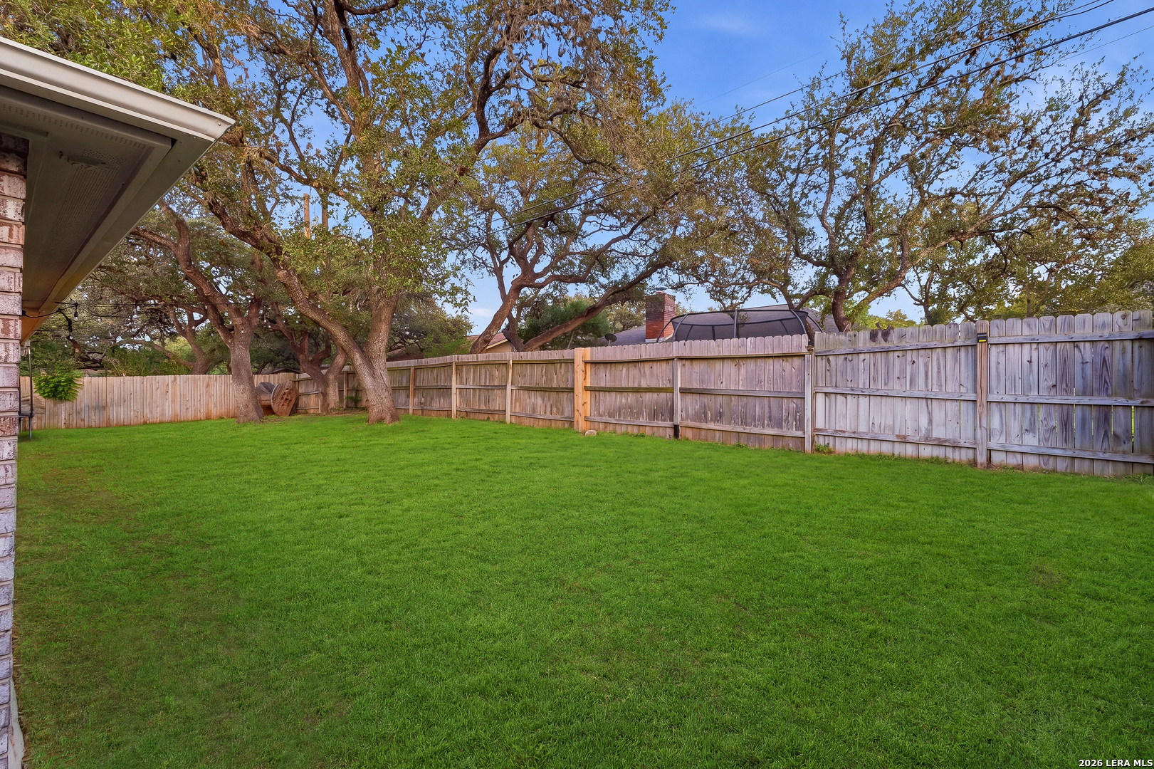 main property photo 27