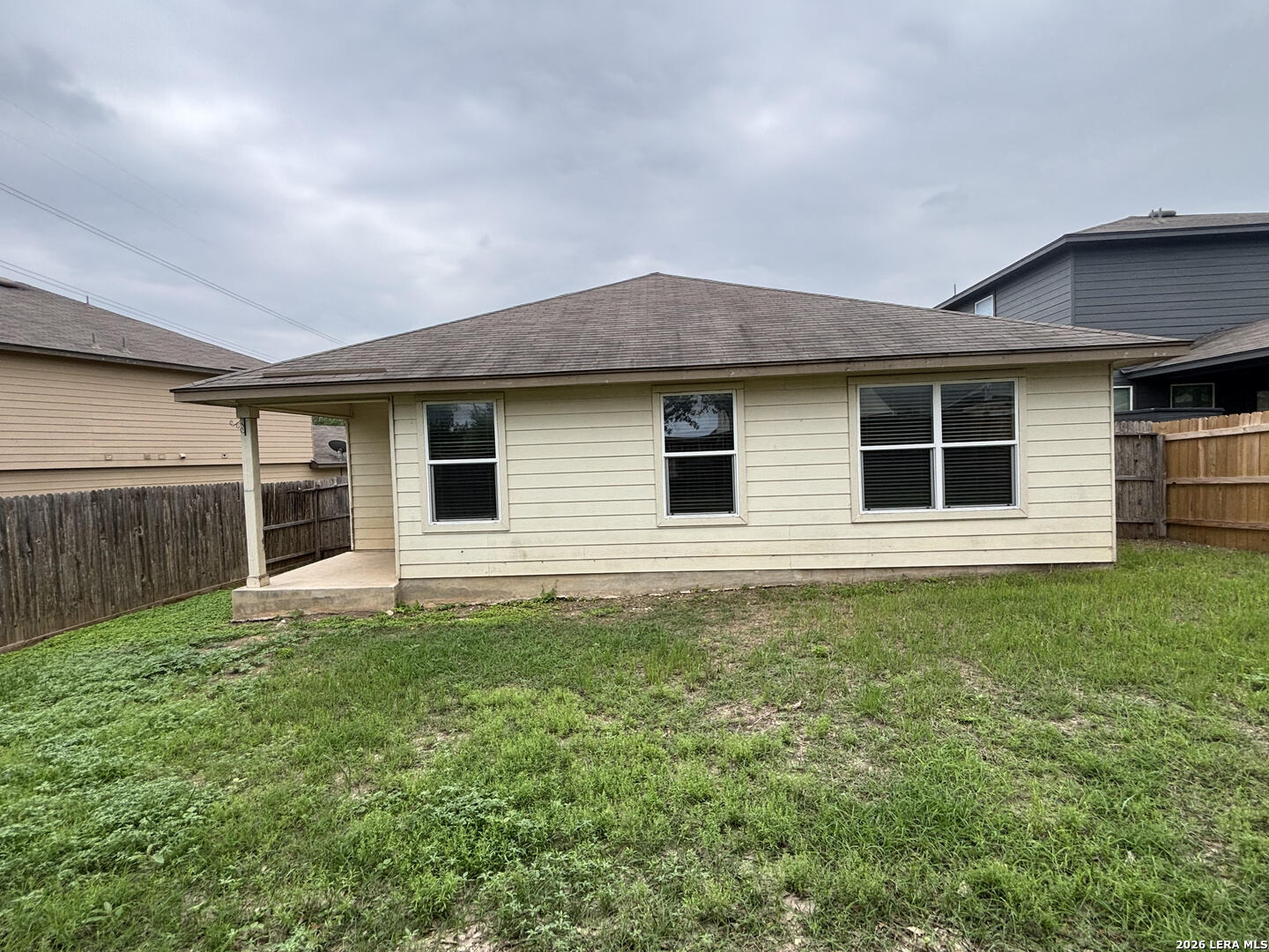 main property photo 17
