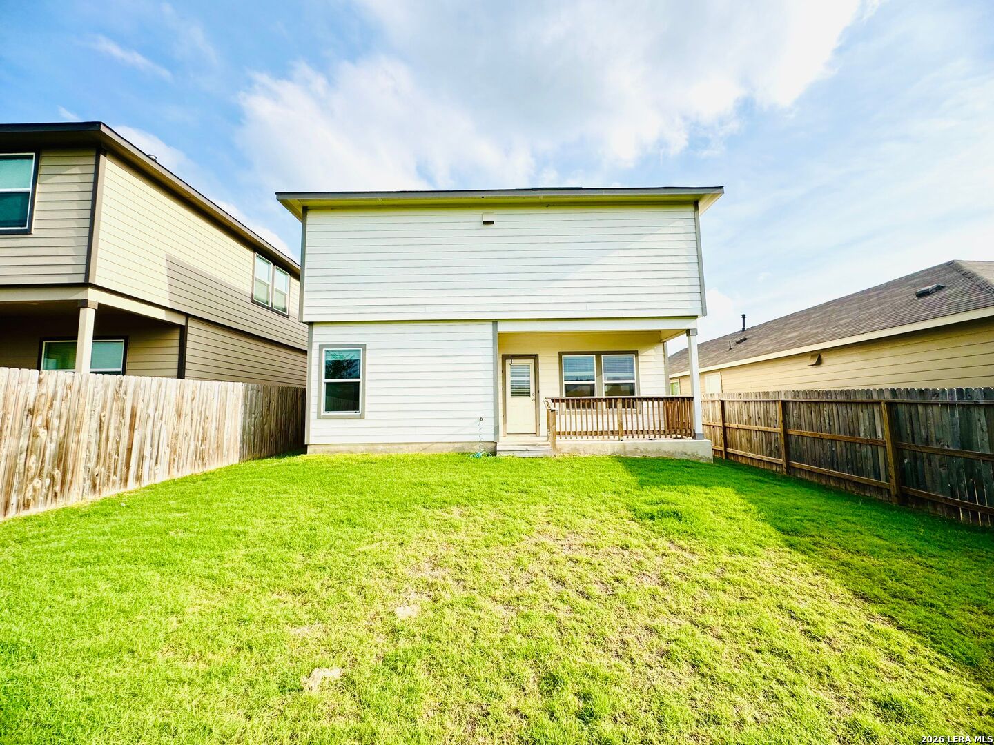 main property photo 14