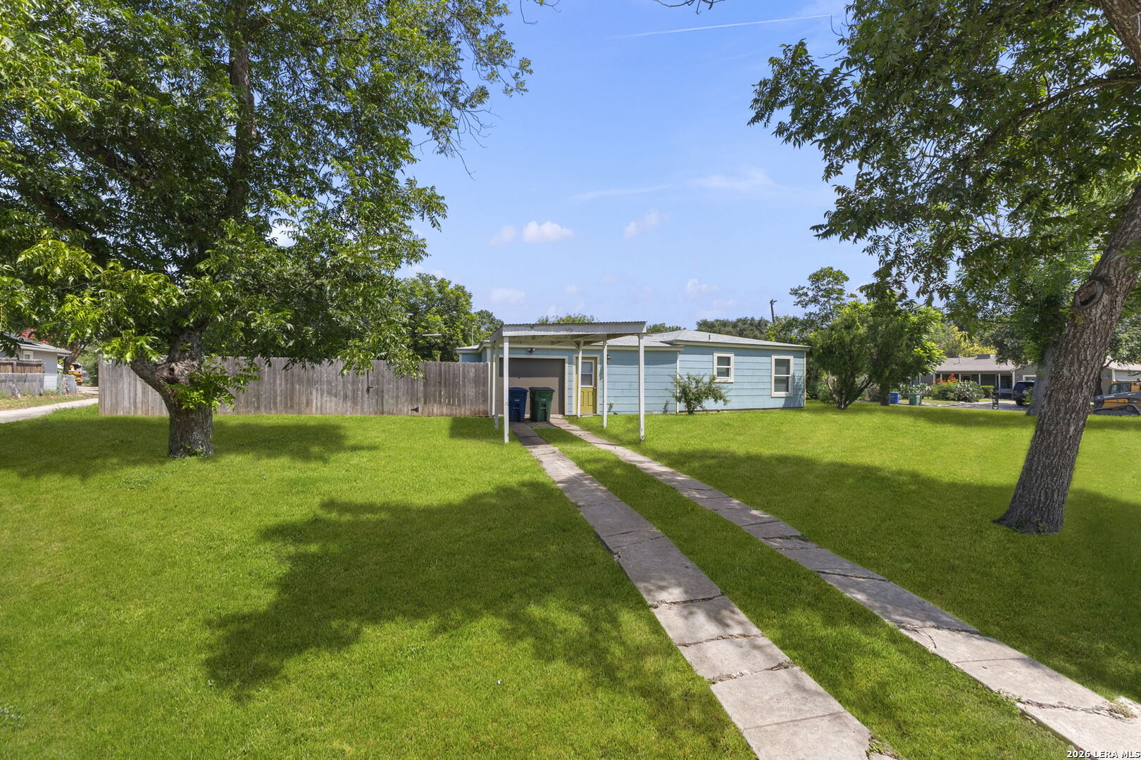 main property photo 23