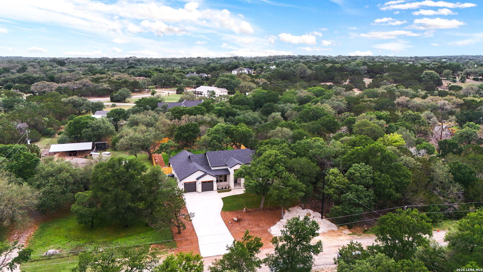 main property photo 41