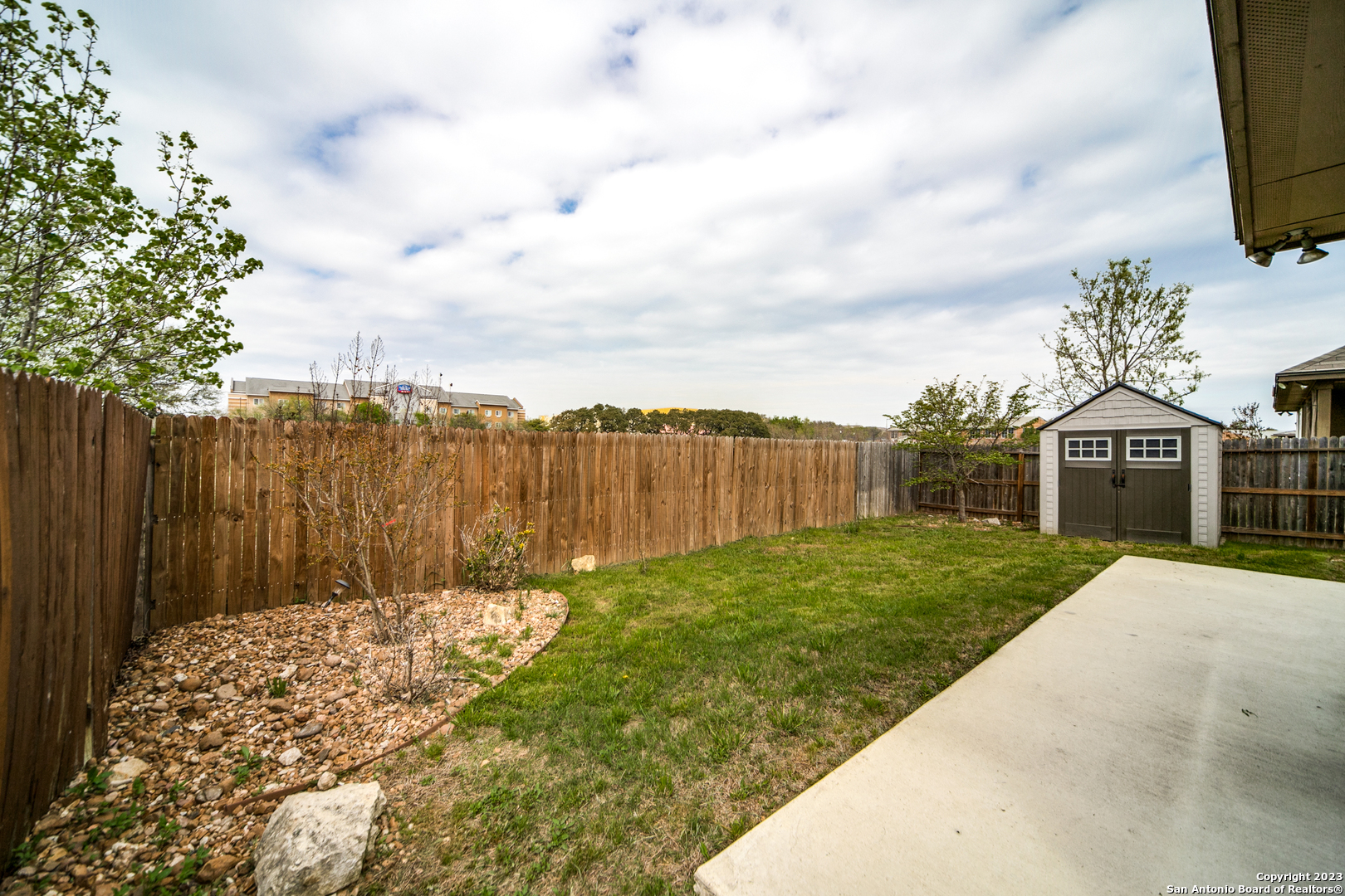 main property photo 29