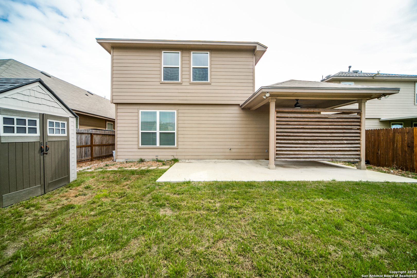 main property photo 31