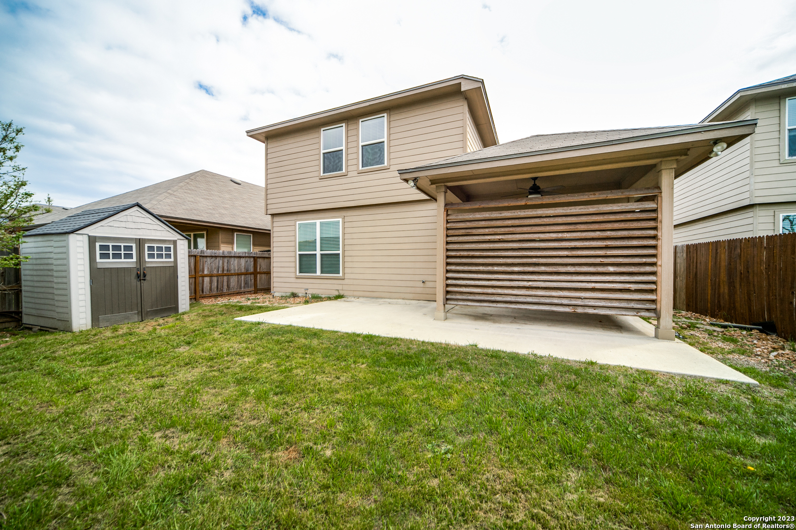 main property photo 32